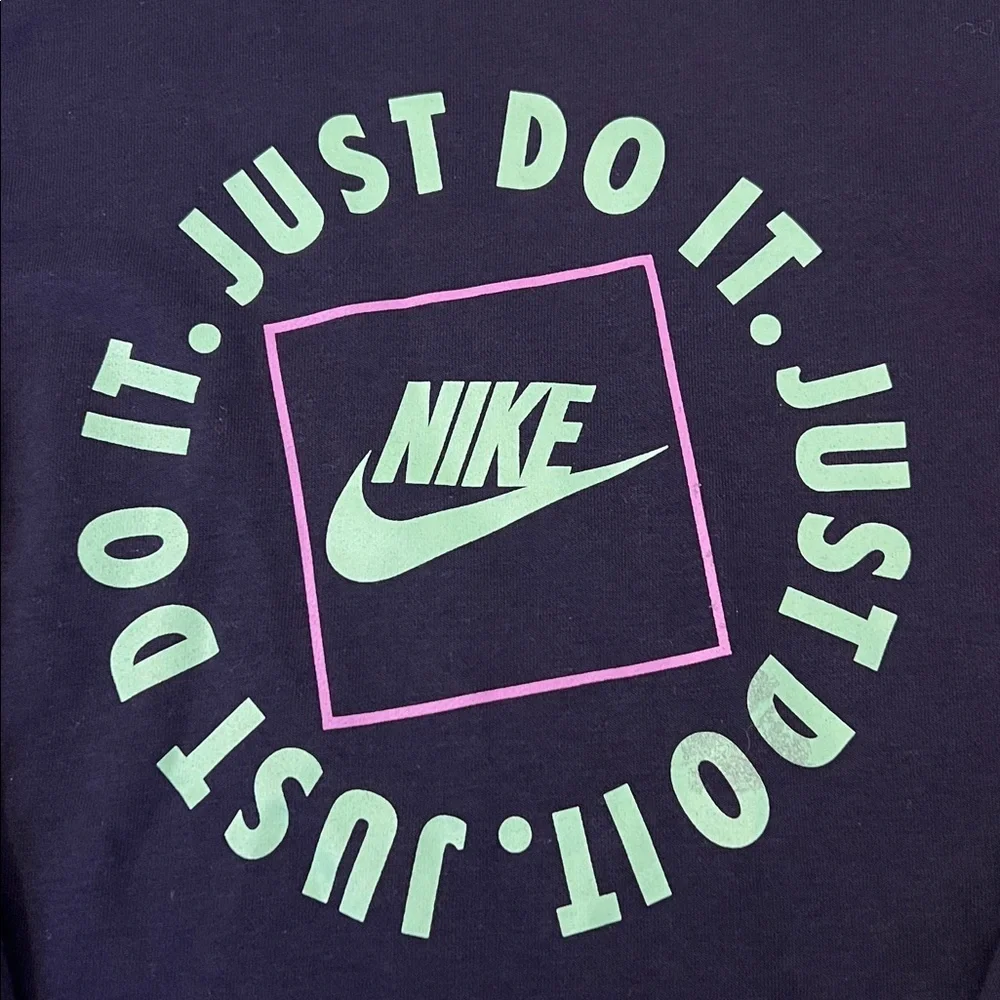 Nike navy crewneck